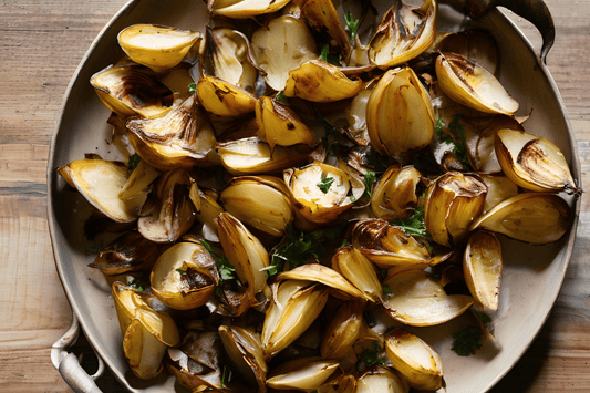 Geröstete Jerusalem -Artischocken mit Knoblauch, Thymian und Zitrone
