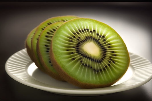 Wie man einen Kiwi schneidet: eine Schritt-für-Schritt-Anleitung