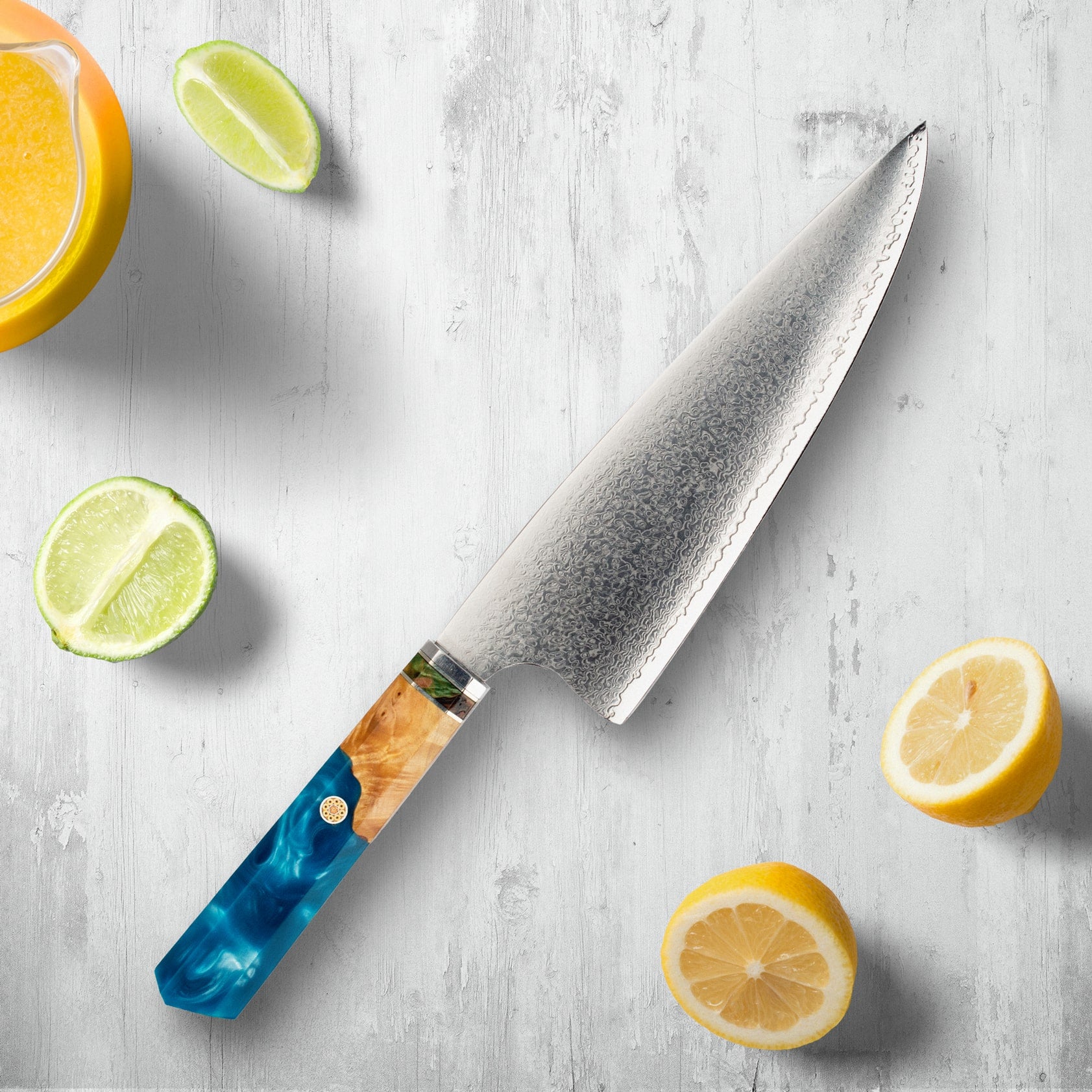 Makito Damaskus Stahlmesser mit farbigem Blauharzgriff